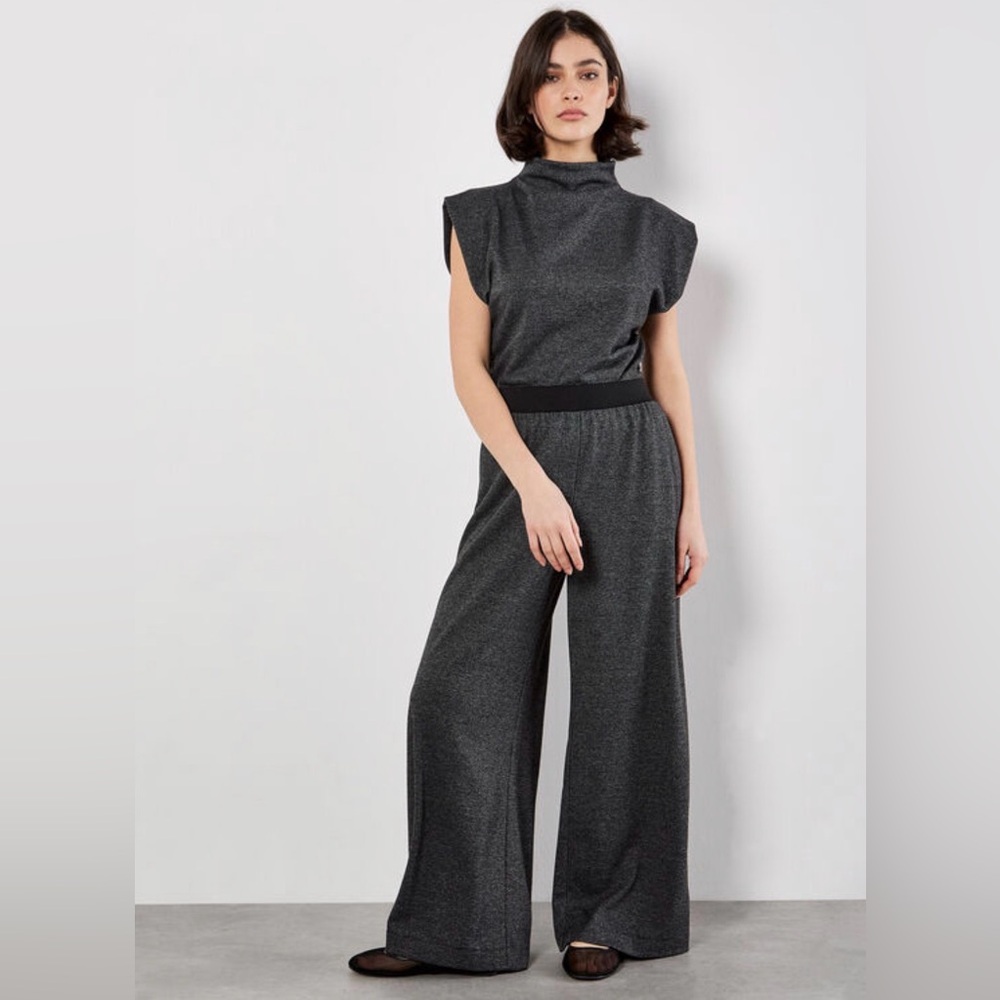 Apricot 🍑 Mini Houndstooth Side Ruched Top